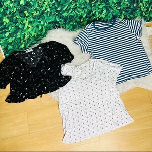 Bundle / lot 3 women’s size casual tops / blouses size M